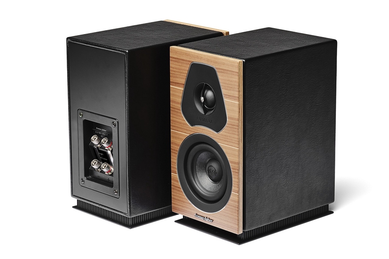 亲睹意式美声最速途径势霸sonusfaberluminal书架音箱